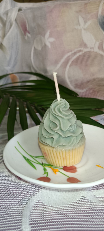 Cup Cake Candle